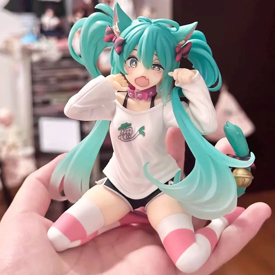 12cm Cute Hatsune Miku Desktop Figure Kawaii Style PVC Anime Model Doll Gift