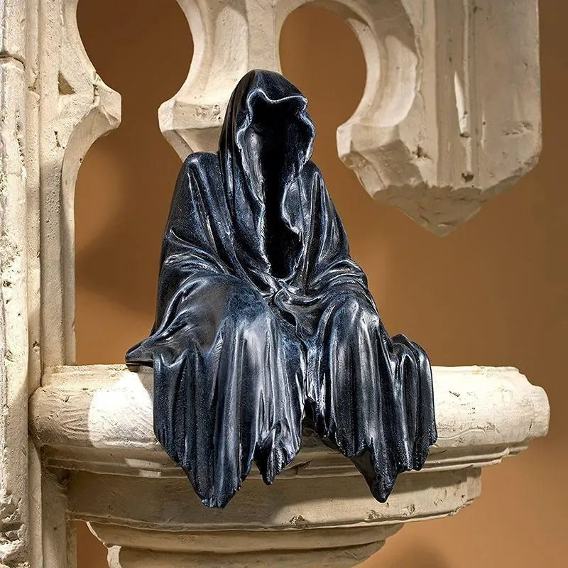 Gothic Black Robe Night Walker – Mysterious Master Resin Desktop Ornament