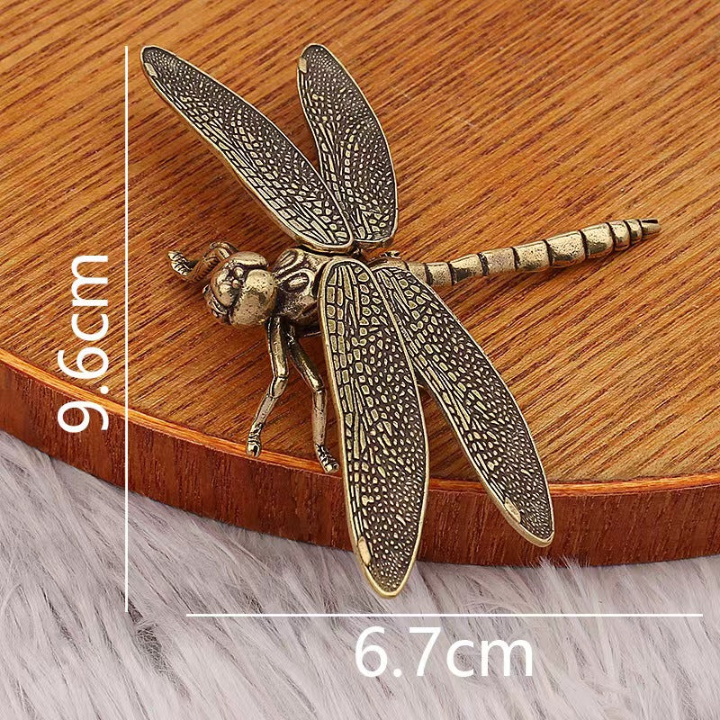 Vintage Brass Dragonfly Figurine Antique Style Desk Ornament & Creative Tea Pet Collectible Statue