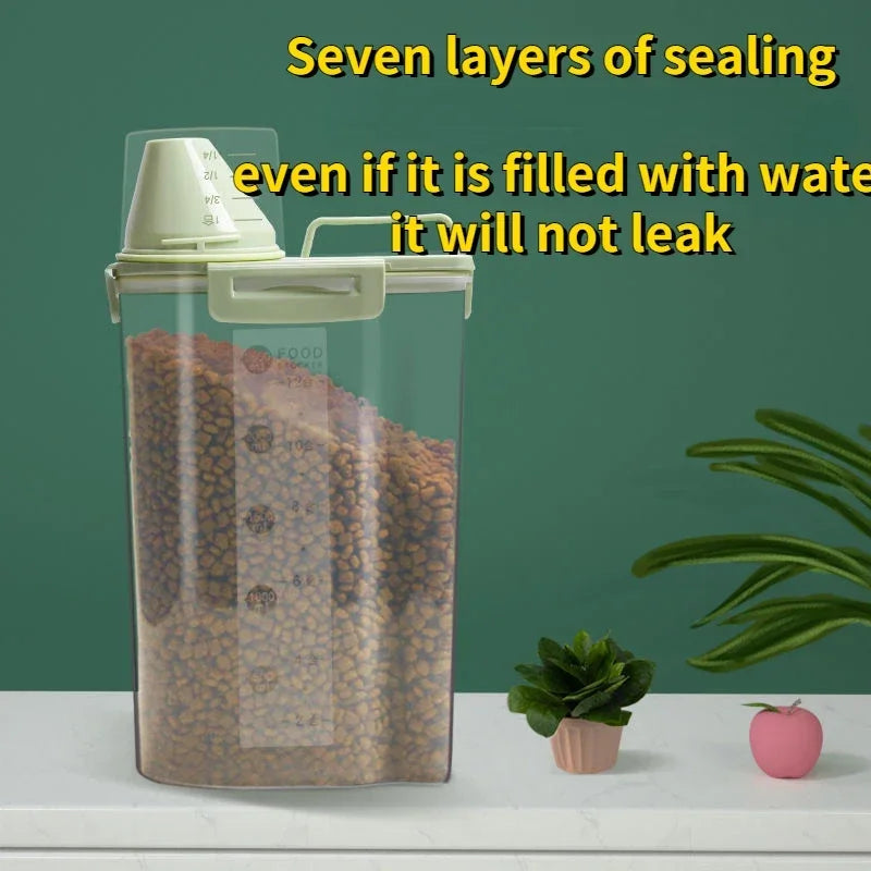 2kg Pet Food Storage Container Airtight Plastic Bin with Measuring Cup Dog & Cat Food Keeper