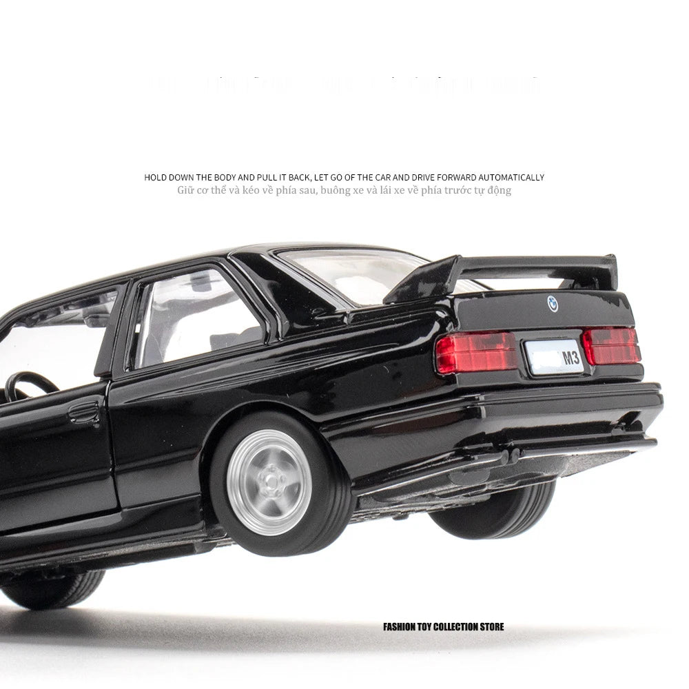 1:36 M3 1987 Diecast Alloy Sports Car Model – Pull Back Metal Simulation Toy with Opening Doors, Collectible Ornament & Kids Gift