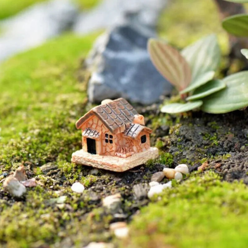 5Pcs Mini Stone House Resin Ornaments Cute DIY Fairy Garden & Home Decor Set