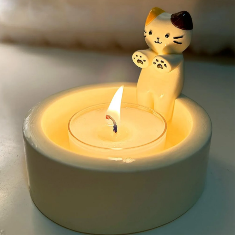 Cute Kitten Candle Holder Creative Cat Candlestick for Aromatherapy & Home Decoration