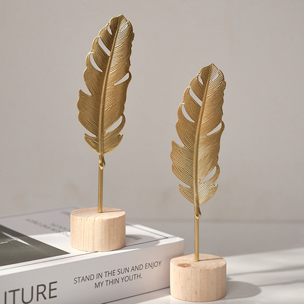 Luxury Nordic Gold Ginkgo Leaf Sculpture Elegant Home & Office Decor Ornament for Living Room & Desktop