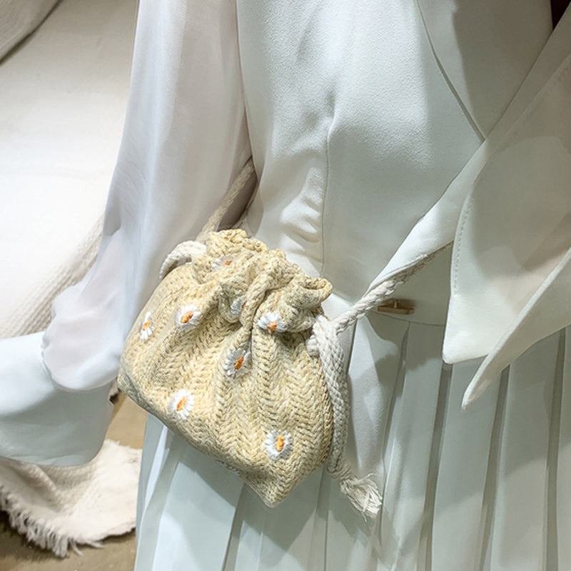 Straw Weave Rattan Bucket Bag – Women’s Summer Beach Shoulder Tote & Retro Mini Messenger Bag