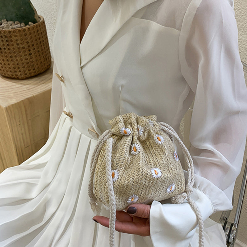 Straw Weave Rattan Bucket Bag – Women’s Summer Beach Shoulder Tote & Retro Mini Messenger Bag