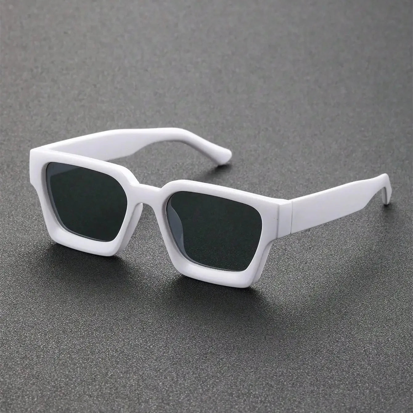 Unisex Plastic Square Frame Sunglasses – Stylish Street Photography & Beach Driving Accessories