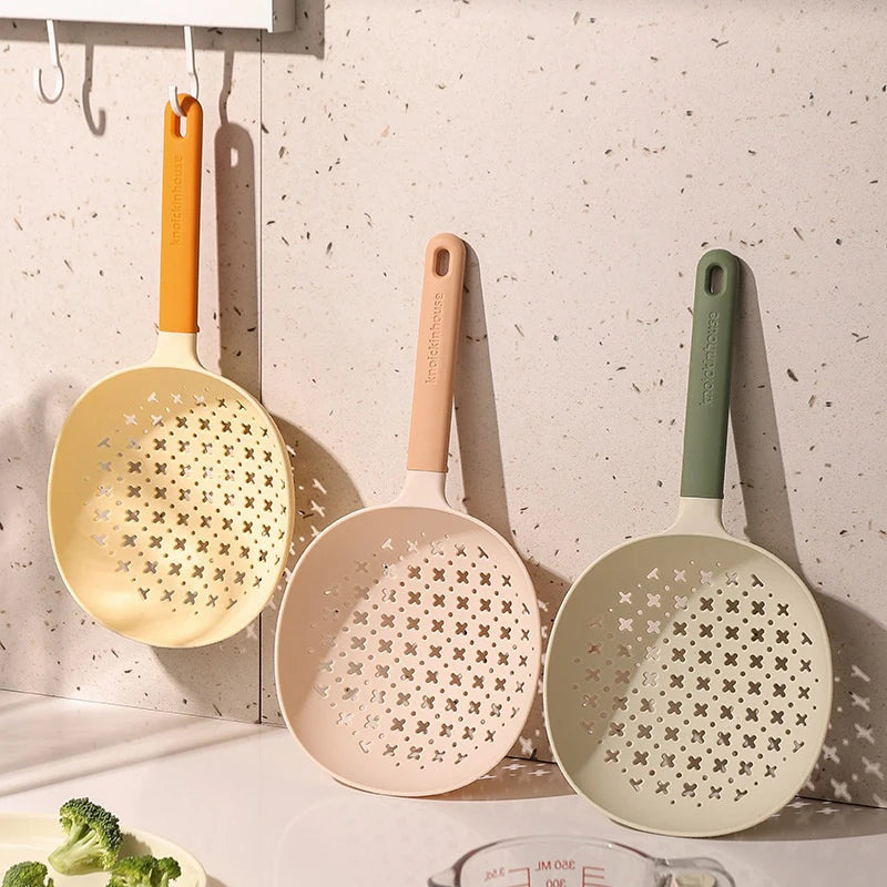 Heat-Resistant Plastic Noodle & Vegetable Colander   Food-Grade Strainer with Hole Design for Easy Filtering   Kitchen Accessory